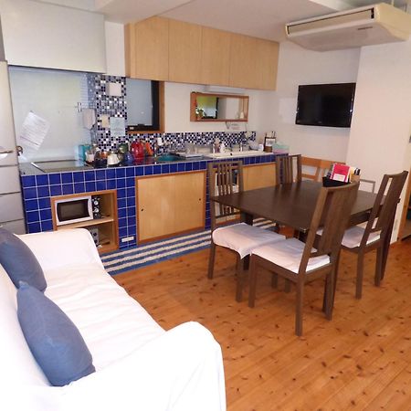 Guesthouse Hyakumanben Cross Кіото Екстер'єр фото