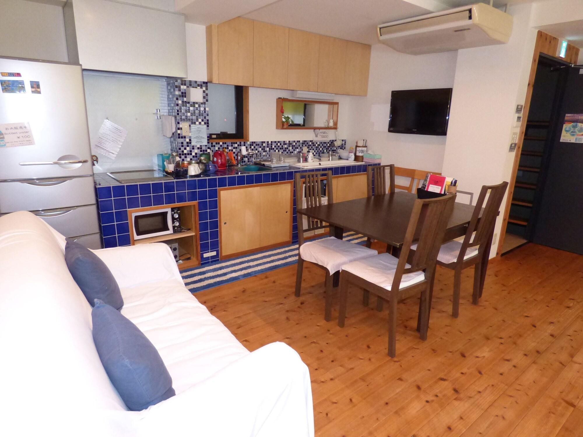 Guesthouse Hyakumanben Cross Кіото Екстер'єр фото